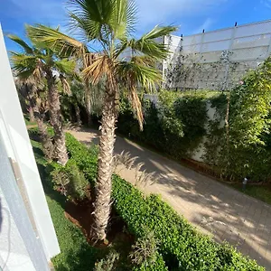 احجز هنا